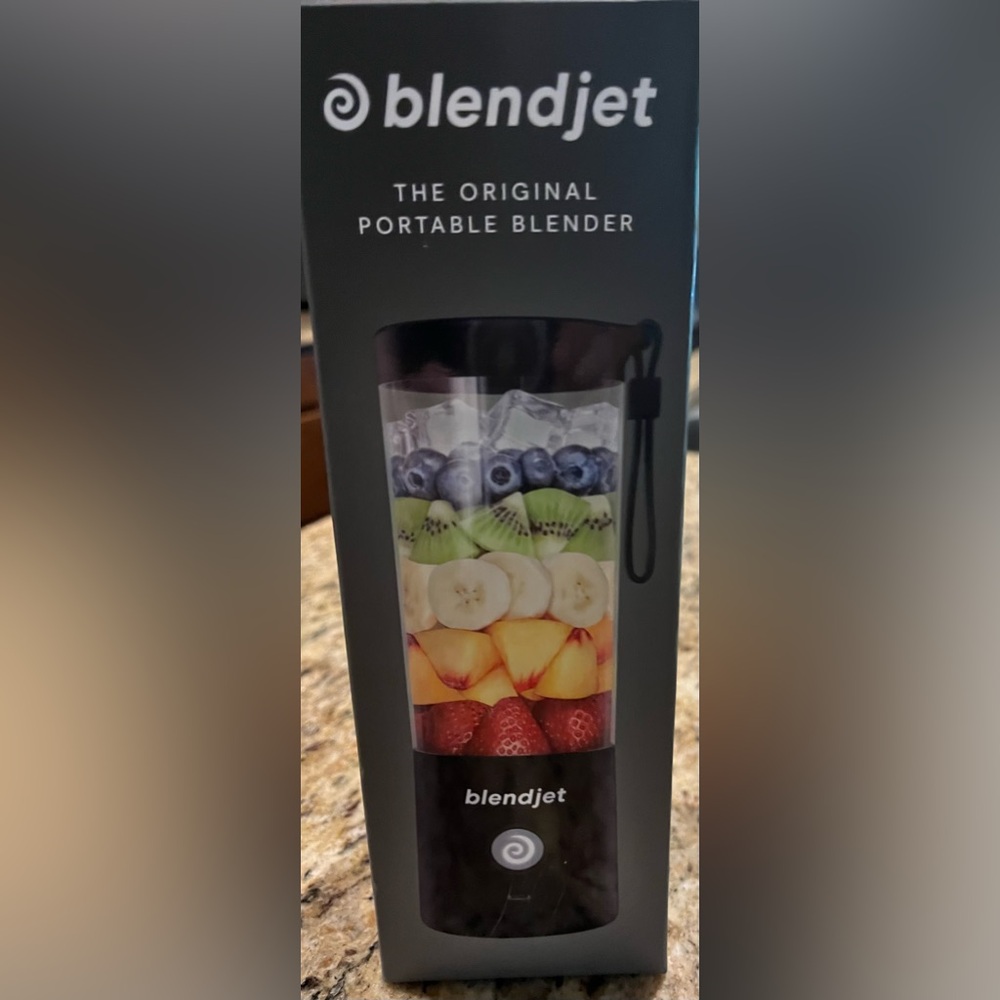 Blendjet portable blender. Cordless new - Picture 1 of 4